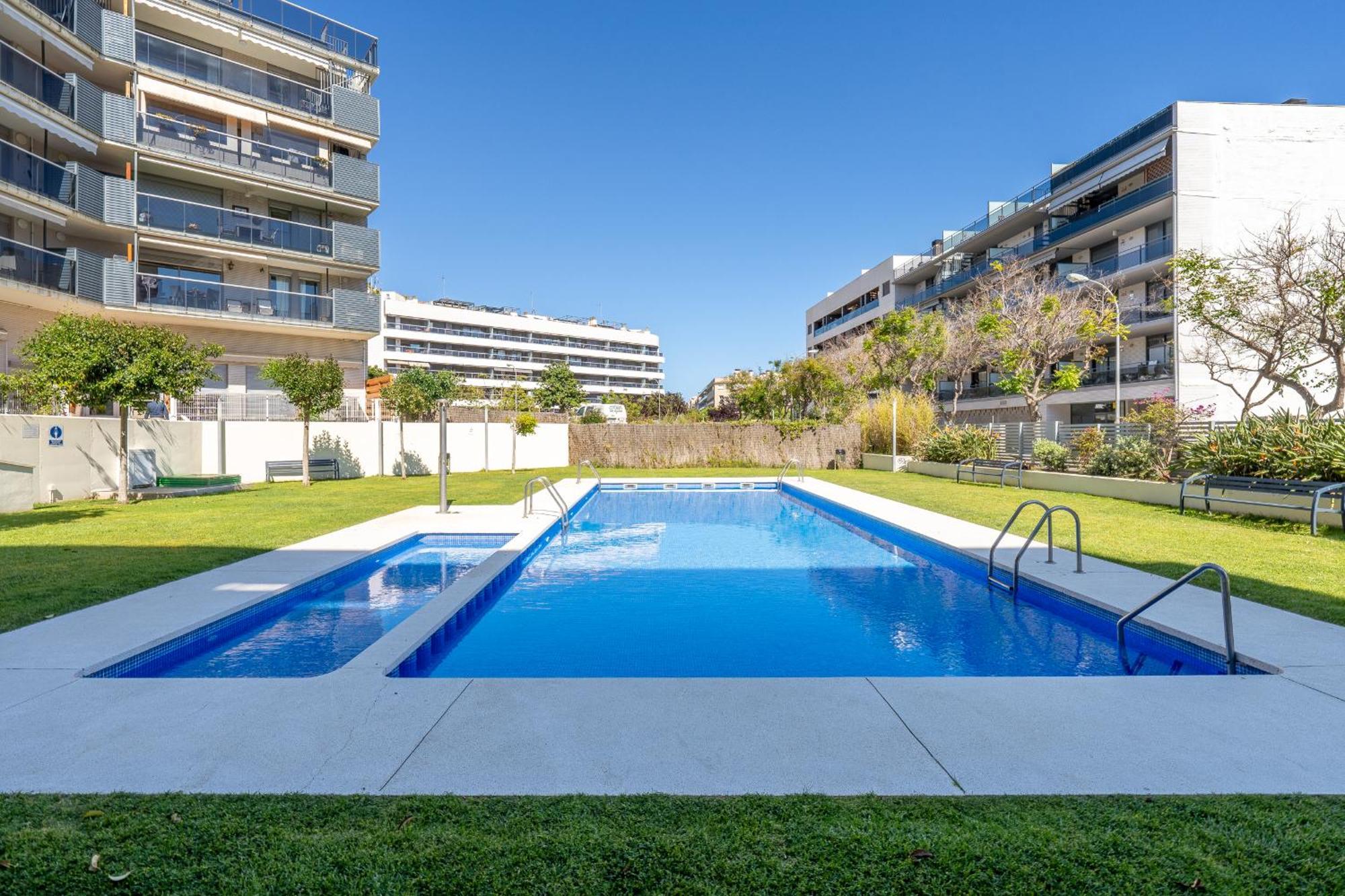 Hauzify I Apartament Mestral Cambrils Luaran gambar
