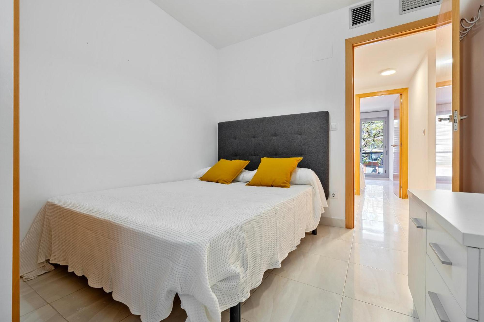 Hauzify I Apartament Mestral Cambrils Luaran gambar